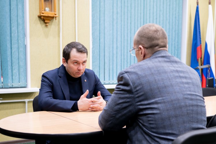 Губернатор Андрей Чибис провел встречу с главой Ковдорского округа Сергеем Сомовым