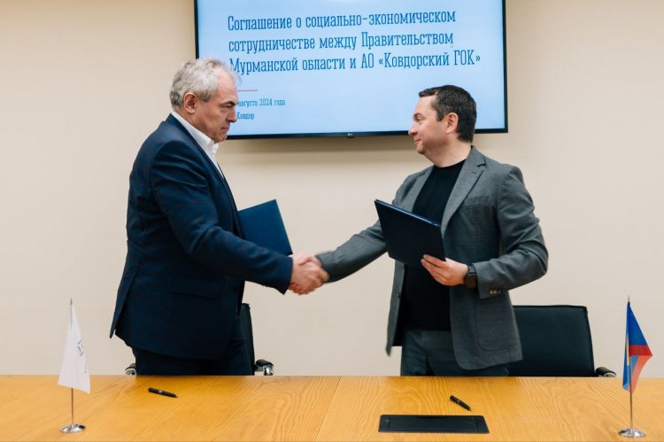Губернатор Андрей Чибис и председатель Совета директоров «ЕвроХим» Игорь Нечаев подписали соглашение более чем на 1 млрд рублей