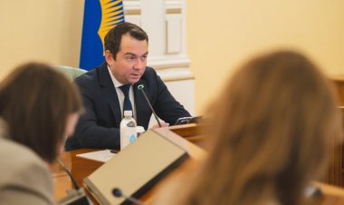 Андрей Чибис: Для молодых северян действуют 44 меры поддержки