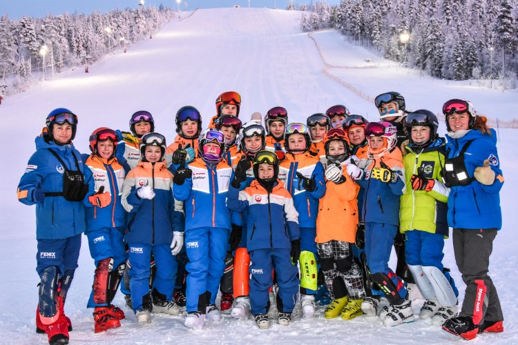 Юные спортсмены из Петербурга провели сборы в Ковдоре