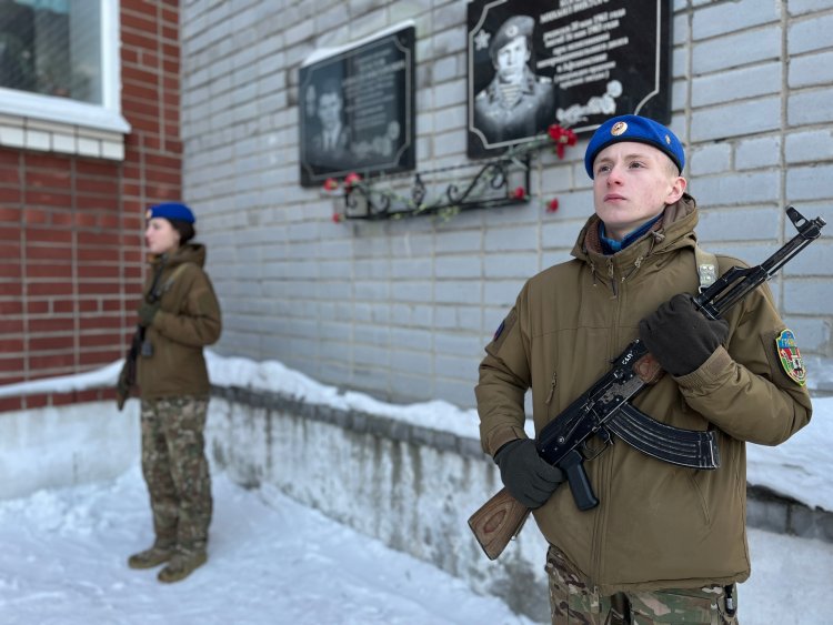 В Ковдорском округе почтили память воинов-интернационалистов