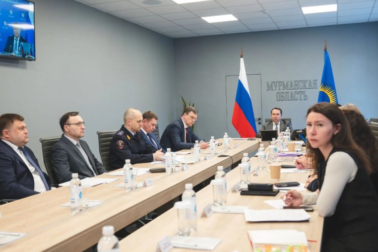 Андрей Чибис принял участие в совещании по вопросам профилактики вовлечения молодежи в противоправную деятельность под председательством полномочного представителя Президента РФ в СЗФО Игоря Рудени